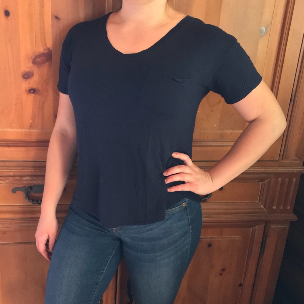 Abercrombie Boxy V Neck Tee